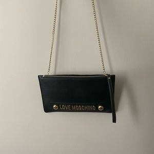 moschino clutch purse with removable chain